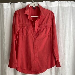 Eddie Bauer lightweight UV protection Women's Red Classic Fit dry fit type Shirt